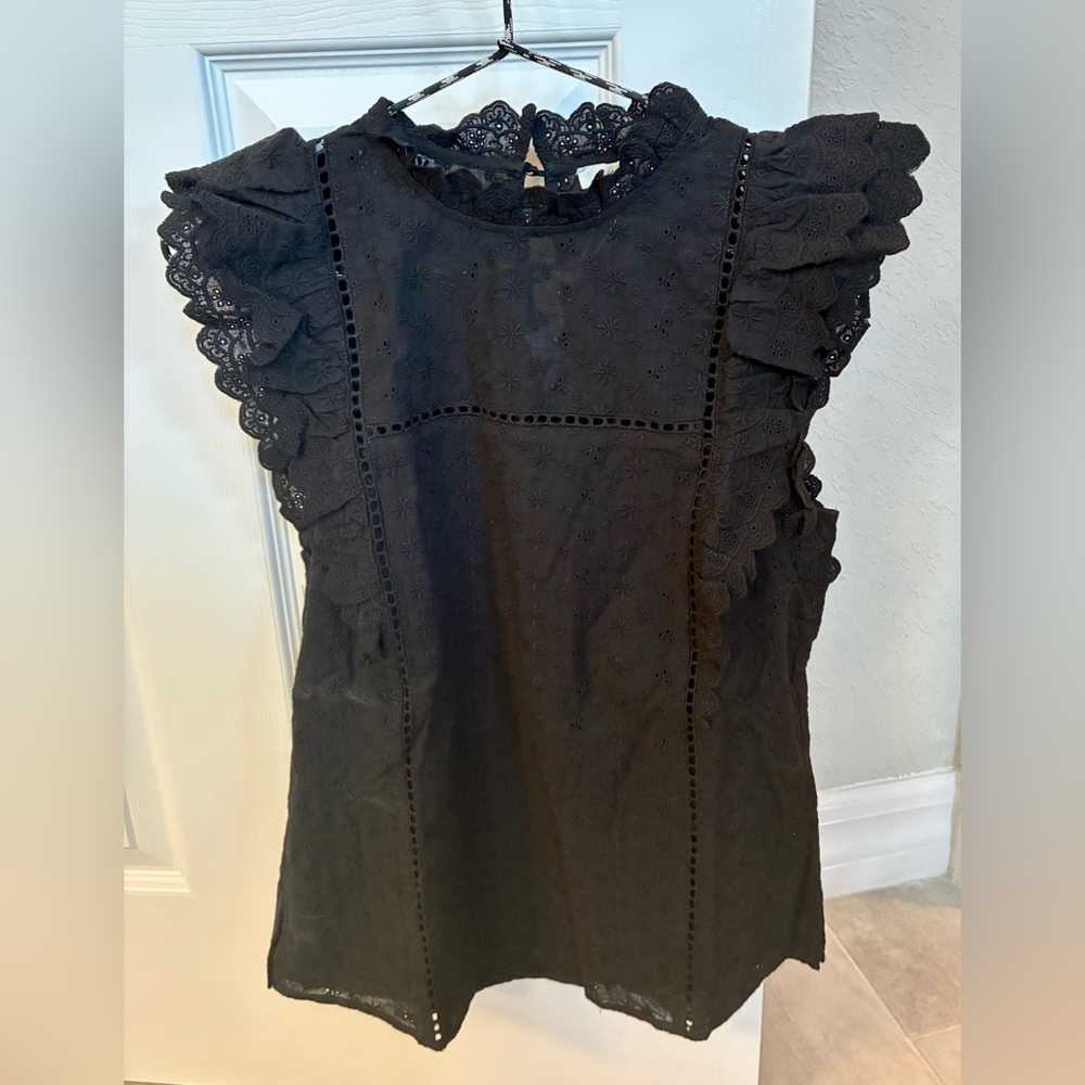 Tyler Boe Lace Sleeveless Blouse-Sz 0-Runs Large-NWT-Ruffle collar/shoulders